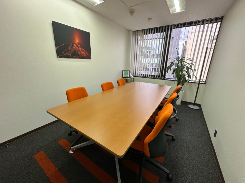 事務所外観・内観